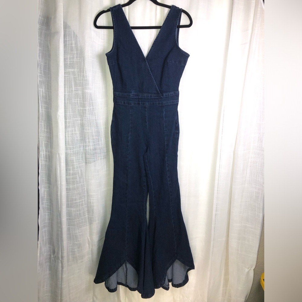 VENUS Deep Blue Flared Jumpsuit size 2 NWOT - Picture 13 of 16